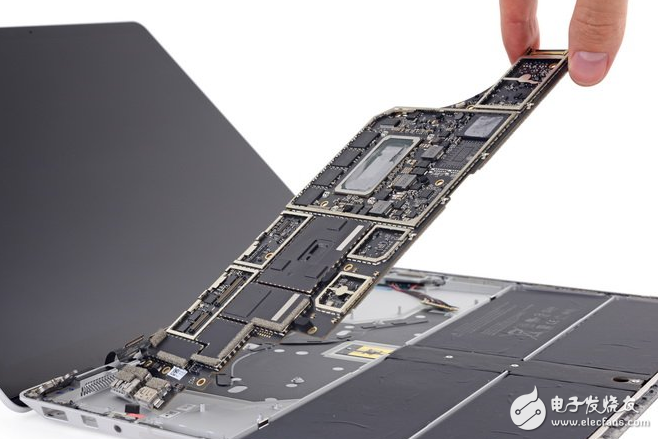 Surface Laptop拆解:修理Surface Laptop最好的方法就是換一臺